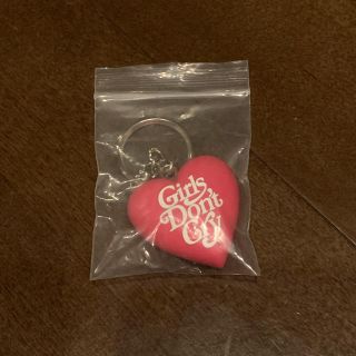 ジーディーシー(GDC)のGirls Don't Cry HEART KEYCHAIN ピンク フリー(キーホルダー)