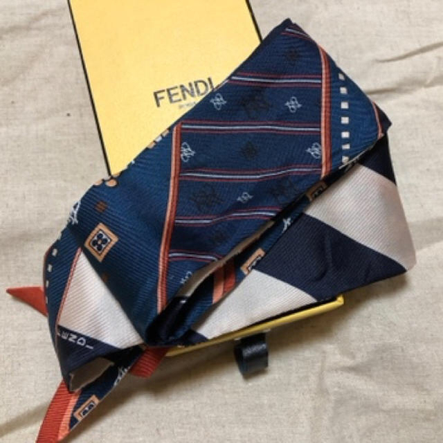 値下げ⭐︎未使用⭐︎Fendi⭐︎ラッピー　ギンガムチェック