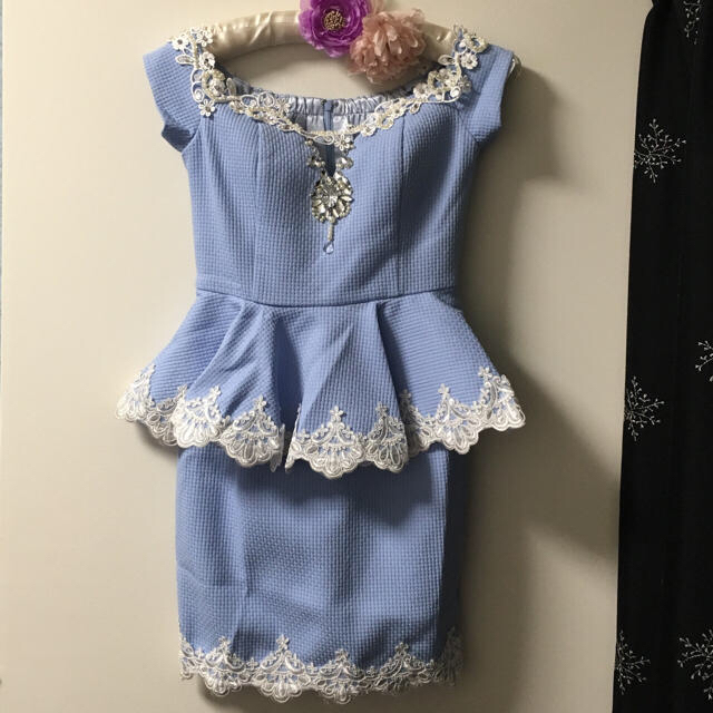 上質ミニドレス♡ペプラムにビジュー♡新品