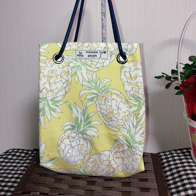 ハンドメイド 手提げバッグ ハトメ 巾着の通販 By アノン24 S Shop ラクマ ハンドメイド 手提げバッグ ハトメ 巾着の通販 By アノン24 S Shop ラクマ