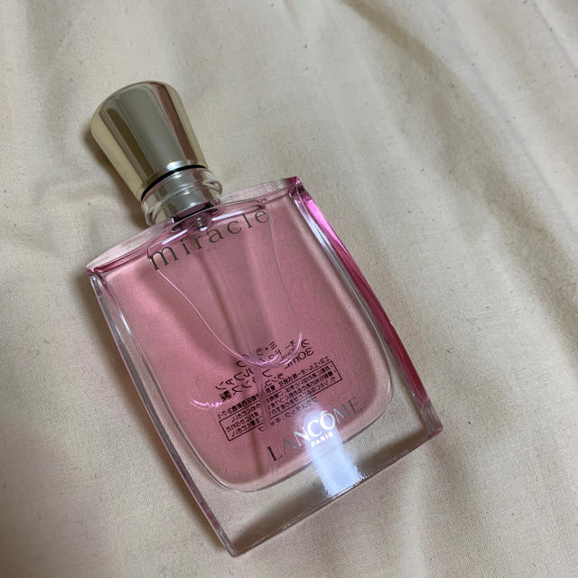 LANCOME(ランコム)のミラク　オードパルファン　30ml コスメ/美容の香水(香水(女性用))の商品写真