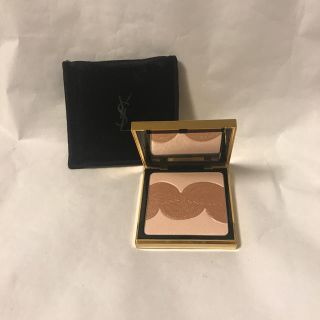 イヴサンローランボーテ(Yves Saint Laurent Beaute)のイヴ  サンローランペッシュエクラ(フェイスパウダー)