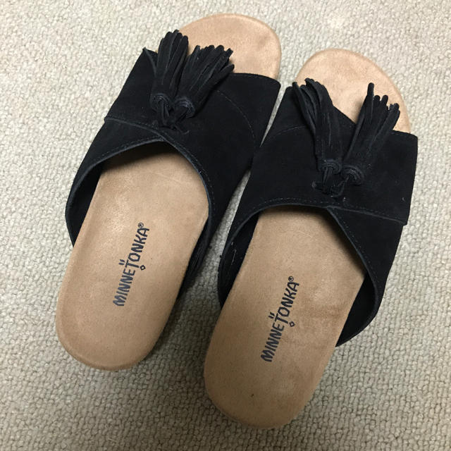 Minnetonka(ミネトンカ)のMINNETONKA ミネトンカ 799861 MILA ミラ タッセル  レディースの靴/シューズ(サンダル)の商品写真