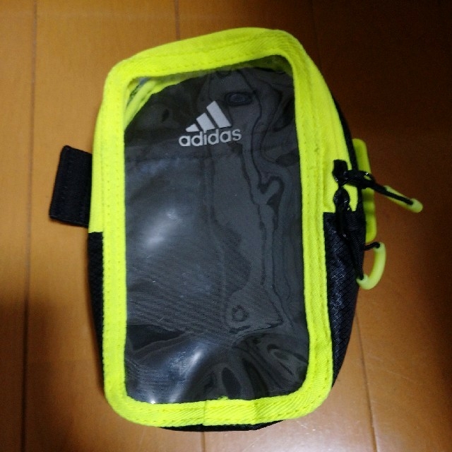 adidas(アディダス)のadidas ランニング用携帯ケース スポーツ/アウトドアのランニング(その他)の商品写真