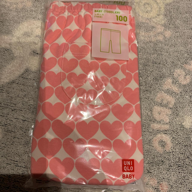 UNIQLO(ユニクロ)のレギンス　100 キッズ/ベビー/マタニティのキッズ服女の子用(90cm~)(パンツ/スパッツ)の商品写真