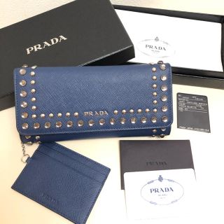 プラダ(PRADA)のPRADA 長財布 ビジュー スタッズ レア 正規品(財布)