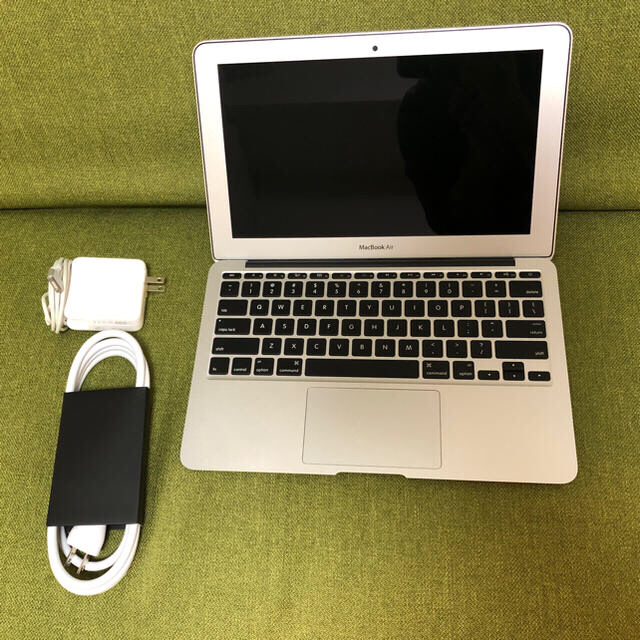 Macbook Air 11インチ Early 2015 USキーボードスマホ/家電/カメラ ...