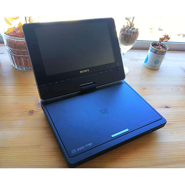 【正規取扱店】 SONY - DVDポータブルプレイヤー Sony DVP-FX850 / NP-FX110 DVDプレーヤー 【正規取扱店】 SONY - DVDポータブルプレイヤー Sony DVP-FX850 / NP-FX110 DVDプレーヤー