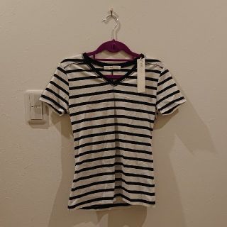 アズールバイマウジー(AZUL by moussy)の★5/17迄の出品★新品★AZUL basic★  VネックボーダーTシャツ(Tシャツ(半袖/袖なし))