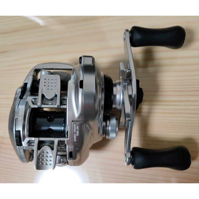 SHIMANO(シマノ)のシマノ メタニウムMGL (HG LEFT)(左ハンドル) スポーツ/アウトドアのフィッシング(リール)の商品写真