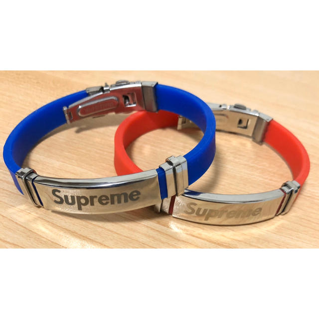 supreme  シュプリーム　ノベルティ　ブレスレットセット