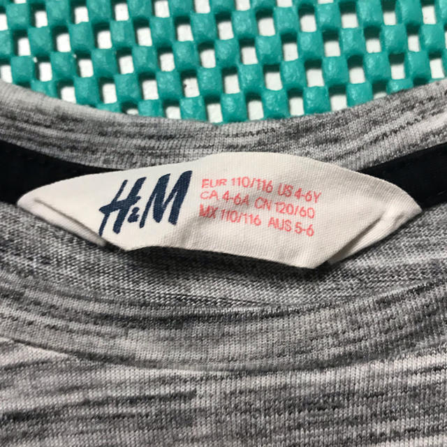 H&H(エイチアンドエイチ)のH&M☆ワッペンTシャツ‼️ キッズ/ベビー/マタニティのキッズ服女の子用(90cm~)(Tシャツ/カットソー)の商品写真