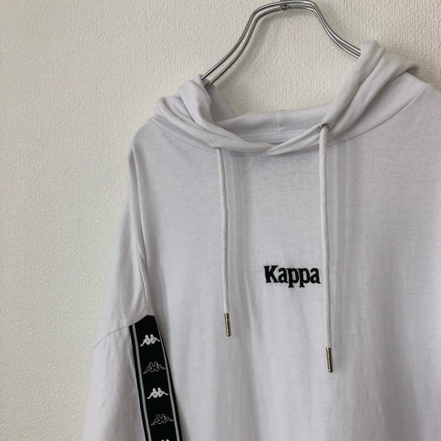 Kappa(カッパ)のKAPPA/カッパ　プルオーバーTシャツ　パーカー　サイドライン　ワンポイント メンズのトップス(Tシャツ/カットソー(七分/長袖))の商品写真