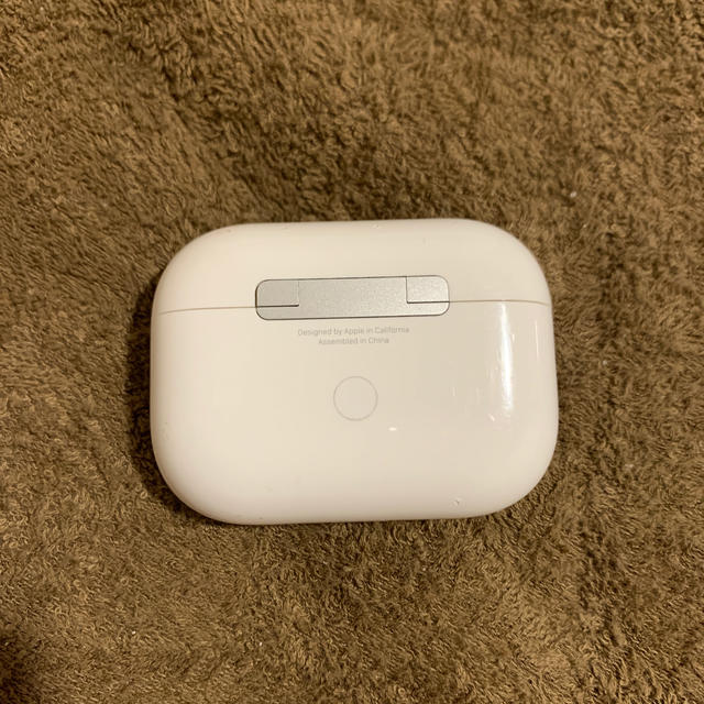 AirPods pro 充電器 ケース 正規品