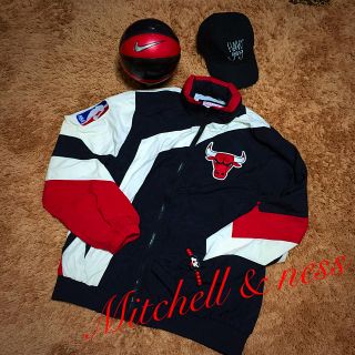 ミッチェルアンドネス(MITCHELL & NESS)のNBA★BULLS(ナイロンジャケット)