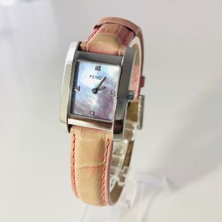 フェンディ(FENDI)のフェンディ　FENDI レディース　腕時計　ピンクシェル文字盤　4pダイヤ(腕時計)