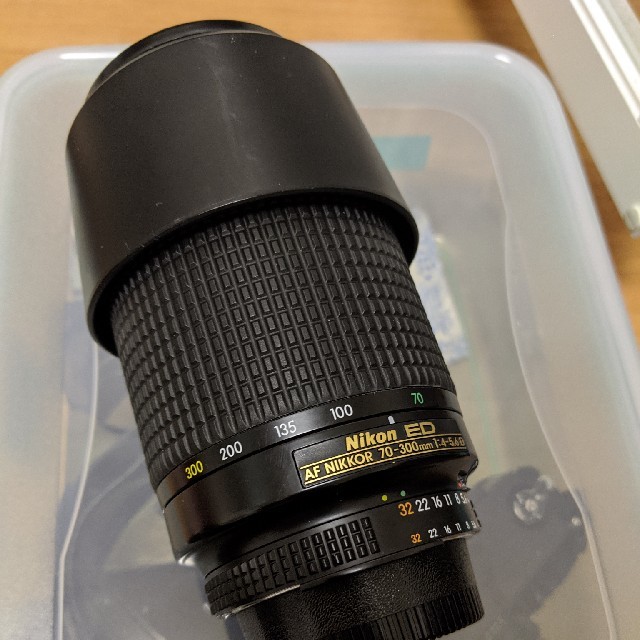 Nikon(ニコン)のAF NIKKOR ED 70-300 4-5.6D スマホ/家電/カメラのカメラ(レンズ(ズーム))の商品写真