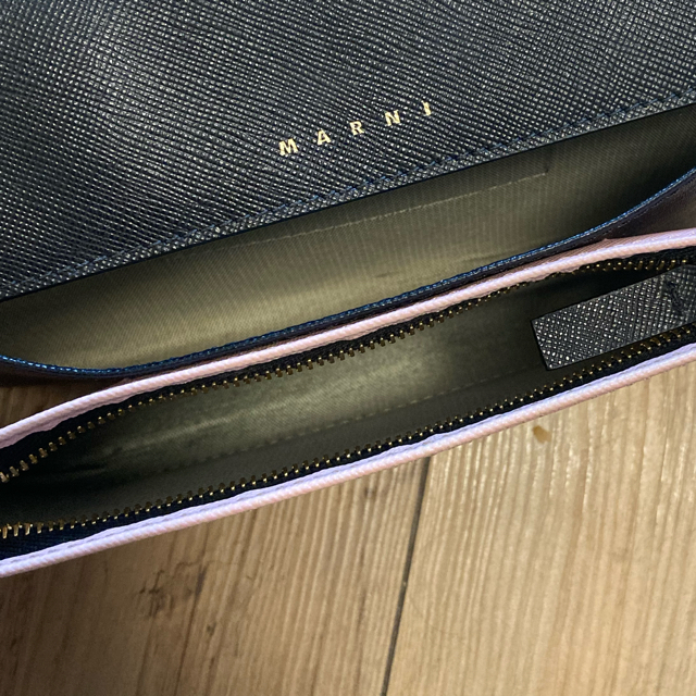 Marni(マルニ)の✨マルニmarni長財布ショルダーウォレットバッグ レディースのファッション小物(財布)の商品写真