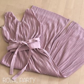 ロイヤルパーティー(ROYAL PARTY)のタイムセール‼️ROYAL PARTY 新品タグ付 カットプリーツオールインワン(オールインワン)