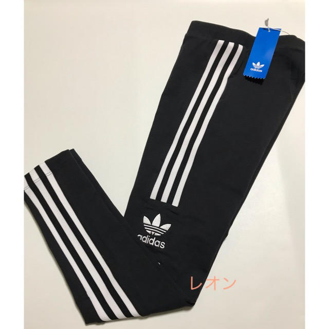 adidas(アディダス)の【レディースXS】黒　トレフォイル3ストライプ　レギンス   レディースのレッグウェア(レギンス/スパッツ)の商品写真