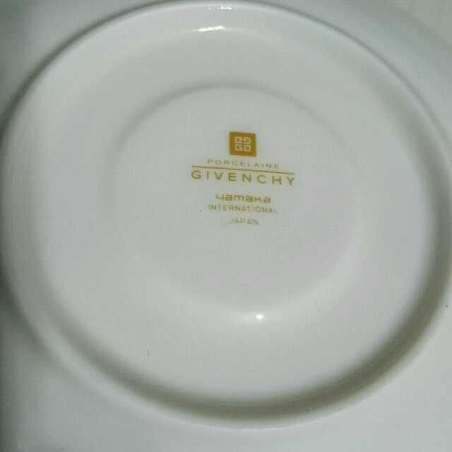 GIVENCHY(ジバンシィ)のGIVENCHYペアコーヒーカップ インテリア/住まい/日用品のキッチン/食器(グラス/カップ)の商品写真