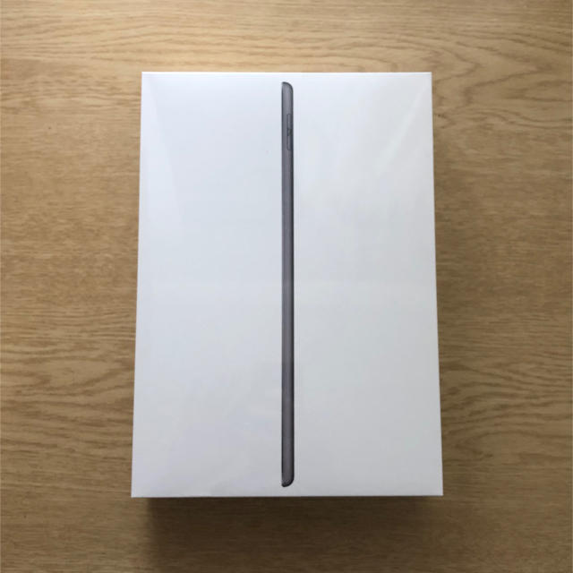 iPad 第7世代 Wi-Fi+Cellular 32GB simフリースペースグレイ型名