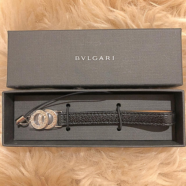 BVLGARI(ブルガリ)の未使用 BVLGARI レザーストラップ 黒 スマホ/家電/カメラのスマホアクセサリー(ストラップ/イヤホンジャック)の商品写真