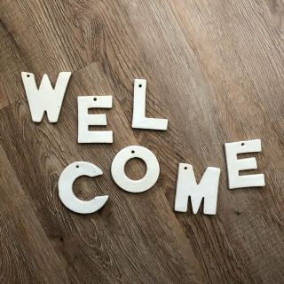 「WELCOME」陶器のプレート(モビール)