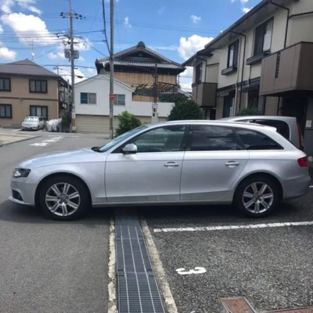 AUDI(アウディ)のアウディA4　アバント　1.8TFSI 自動車/バイクの自動車(車体)の商品写真