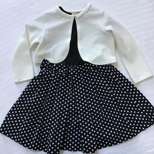 BeBe(ベベ)のbuzz fuzz by bebe ワンピース 110cm キッズ/ベビー/マタニティのキッズ服女の子用(90cm~)(ワンピース)の商品写真