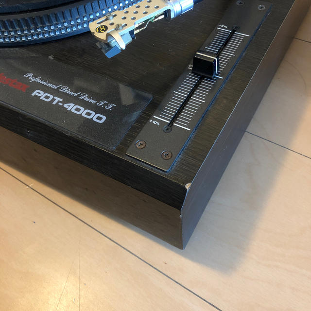 ターンテーブル（Vestax：PDT-4000） 2