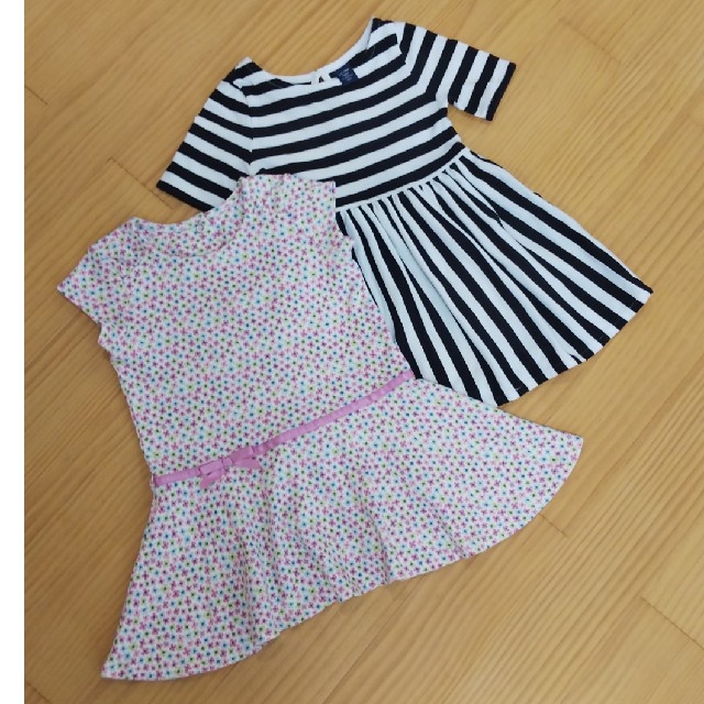 babyGAP(ベビーギャップ)のbabyGap ワンピース 2点 セット 18～24 ギャップ 90㎝ キッズ/ベビー/マタニティのキッズ服女の子用(90cm~)(ワンピース)の商品写真