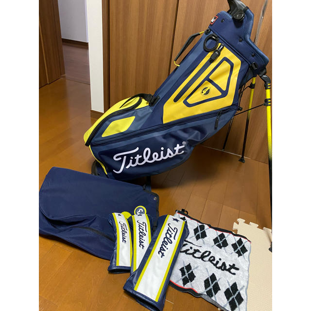 Titleist(タイトリスト)のタイトリスト　キャディバッグ　ヘッドカバー3種(ドライバー、FW、UT) スポーツ/アウトドアのゴルフ(バッグ)の商品写真