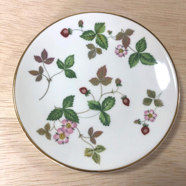 WEDGWOOD - ウェッジウッド ワイルドストロベリー プレート 12cm WEDGWOOD - ウェッジウッド ワイルドストロベリー プレート 12cm