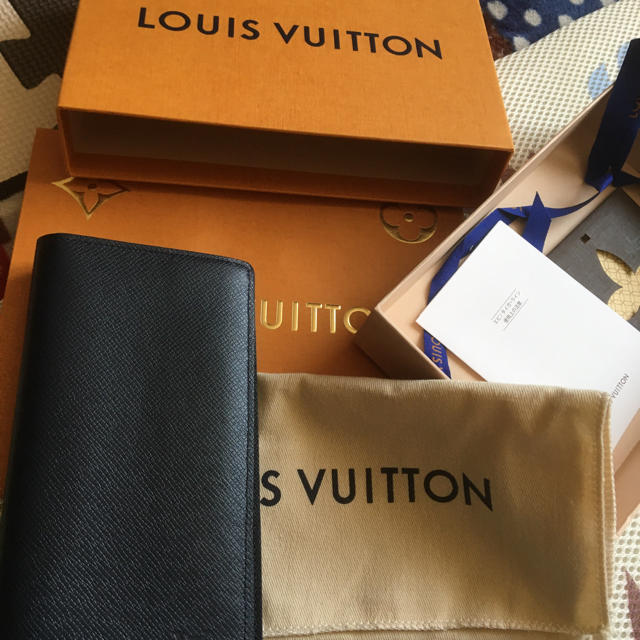 とっておきし新春福袋 LOUIS VUITTON - ルイヴィトタイガ　プラザ 長財布