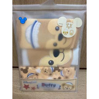 ダッフィー(ダッフィー)の香港ディズニー♡ダッフィー  スタイ3枚セット♡新品未使用(ベビースタイ/よだれかけ)