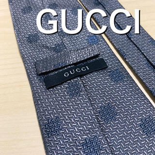 グッチ(Gucci)の最終価格【美品】GUCCI ダークグレー　ポルカドット　ネクタイ(ネクタイ)