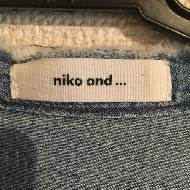 niko and...(ニコアンド)の【美品】niko and デニム シャツ ワンピース レディースのワンピース(ひざ丈ワンピース)の商品写真