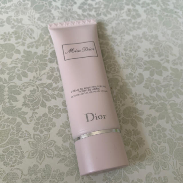 Dior(ディオール)の値下げ　ミスディオール　ハンドクリーム　新品 コスメ/美容のボディケア(ハンドクリーム)の商品写真