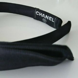 正規品  CHANEL  黒リボン カチューシャ