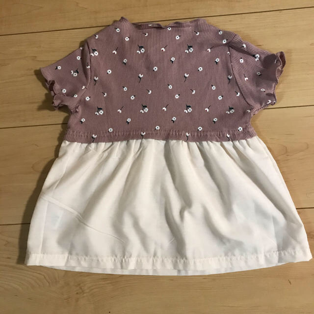 しまむら(シマムラ)の専用です。Tシャツ　チュニック　90 キッズ/ベビー/マタニティのキッズ服女の子用(90cm~)(Tシャツ/カットソー)の商品写真