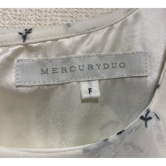 MERCURYDUO(マーキュリーデュオ)のマーキュリーデュオ 花柄　ロンパース レディースのパンツ(オールインワン)の商品写真