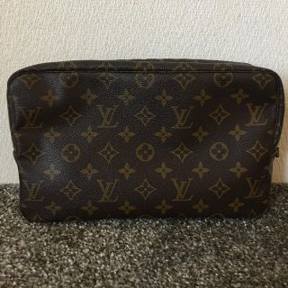 ルイヴィトン(LOUIS VUITTON)の正規品　ヴィトン　セカンドバッグ　ポーチ(ポーチ)