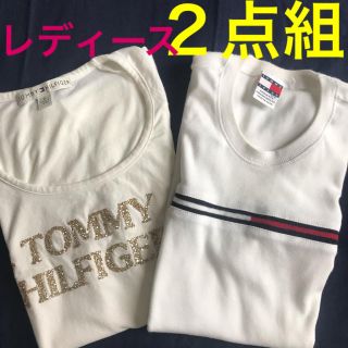 トミーヒルフィガー(TOMMY HILFIGER)の【２点セット】トミーヒルフィガー  レディース 白Tシャツ　カットソー　 (Tシャツ(半袖/袖なし))