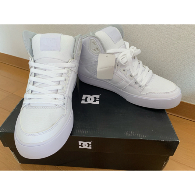 DC SHOES(ディーシーシューズ)の新品　DC SHOES 24cm   レディースの靴/シューズ(スニーカー)の商品写真