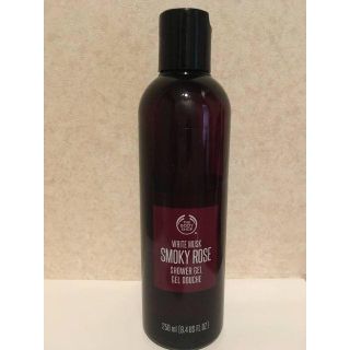 ザボディショップ(THE BODY SHOP)の新品　ザ・ボディショップ ホワイトムスクスモーキーローズ シャワージェル(ボディソープ/石鹸)