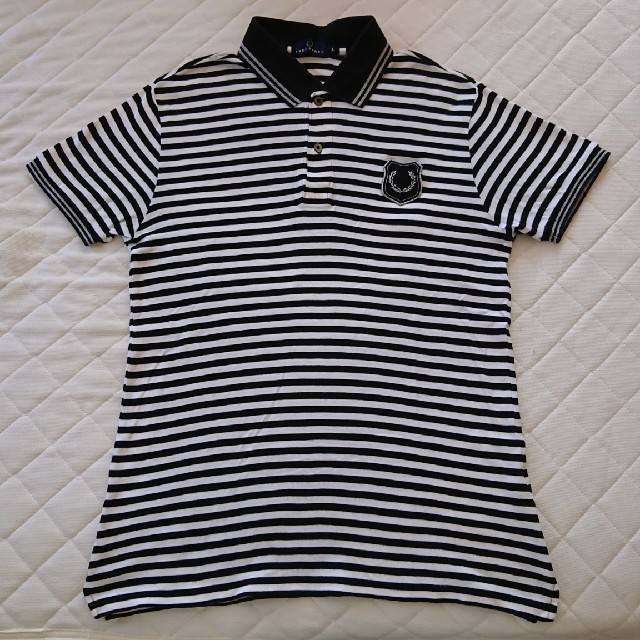 FRED PERRY(フレッドペリー)のFRED PERRY フレッドペリー ボーダー ワッペン ポロシャツ ブラック メンズのトップス(ポロシャツ)の商品写真