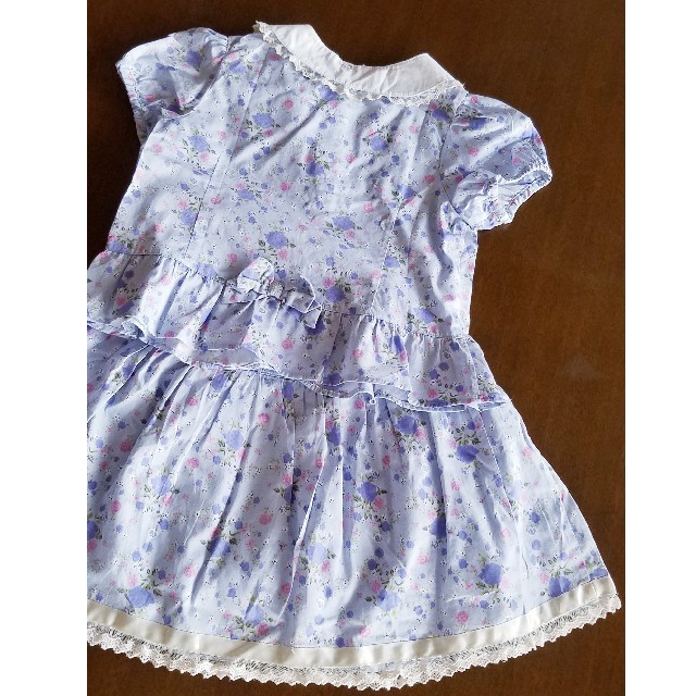 anyFAM(エニィファム)のanyFAM ブラウス　スカート　2ピース　セットアッブ　130 キッズ/ベビー/マタニティのキッズ服女の子用(90cm~)(ワンピース)の商品写真