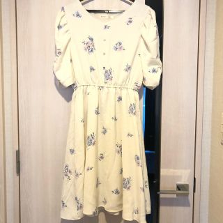 マジェスティックレゴン(MAJESTIC LEGON)の【フラワー様専用】マジェスティックレゴン　花柄ワンピース(ひざ丈ワンピース)