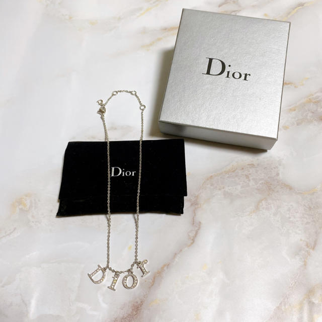 Dior(ディオール)のDiorロゴネックレス レディースのアクセサリー(ネックレス)の商品写真